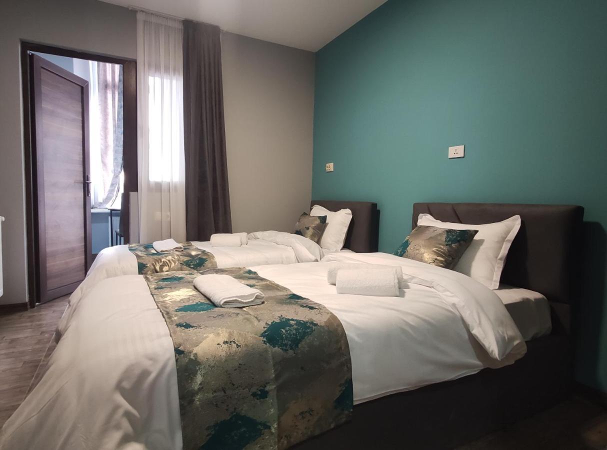 Tbilicity Hotel Tbilisi ภายนอก รูปภาพ